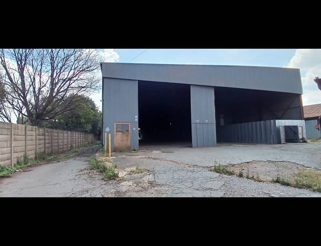 1,210M² WORKSHOP TO LET IN VANDERBIJLPARK NW